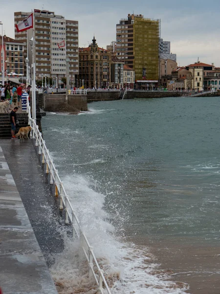 Asturien Spanien Augusti 2014 Utsikt Över Promenaden Gijn Det Finns — Stockfoto