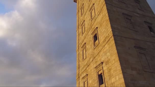 Vista Panorámica Vertical Torre Hércules Corua Galicia Día Soleado Con — Vídeos de Stock