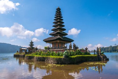 Tapınak Gölü - ulun danu Bratan