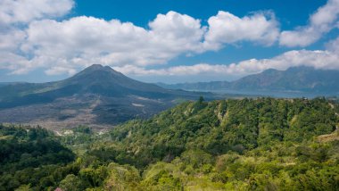 Vulcano Mt. Batur güneşli Bali