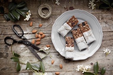 ev yapımı granola enerji barlar havai görünümü