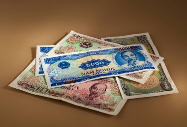 Vietnam Dongs (5000, 2000, 1000)