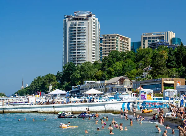 주거 단지 및 해변 호텔 — 스톡 사진