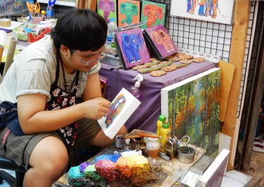 Chatuchak markette bir zanaatkar