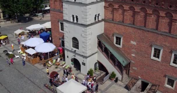 Sandomierz Polsce Tower Clock Miasto Antenowe Drone Wideo Ujecie Lotnicze — Wideo stockowe