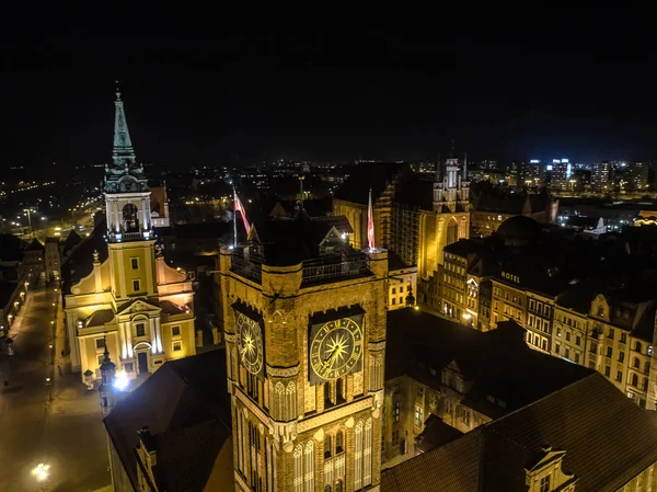 Торунь Польша Центр Города Католическая Ратуша Часы Ночная Аэрофотосъемка 20Mp3 Лицензионные Стоковые Фото