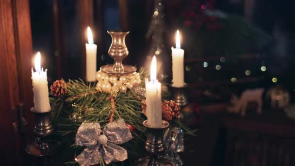 Christmas Night Candlestick Windowsill Four Burning Candles Blurry Bokeh — Stock Video