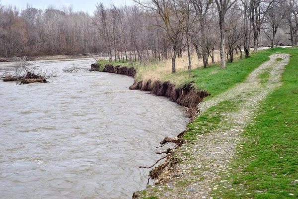 Il fiume Kuban inizio primavera — Foto Stock