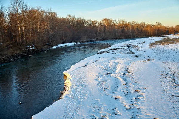 Kuban 河在冬天 — 图库照片