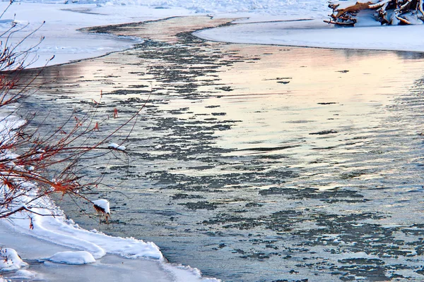 Rivier de Koeban op in de winter — Stockfoto