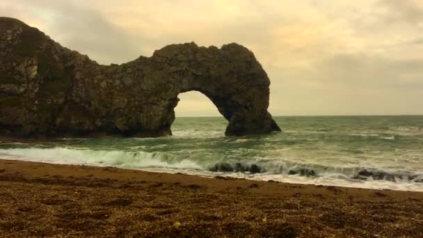 Durdle Двері Пляжу Англії — стокове відео