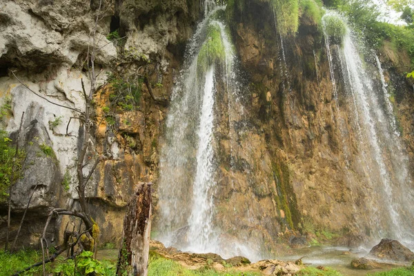 Водопад Водопад Скалы Плитвицкий Национальный Парк — стоковое фото