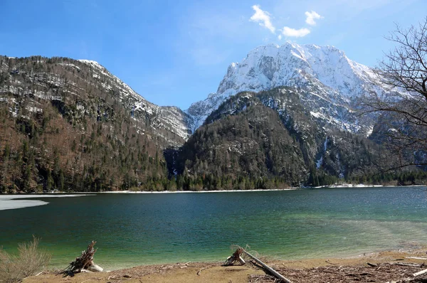 Альпийское Маленькое Озеро Названием Predil Lake Northern Italy — стоковое фото