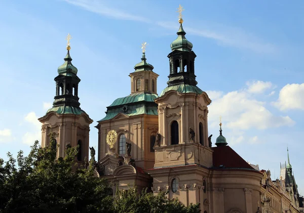 チェコ共和国プラハの聖ニコラス教会 — ストック写真