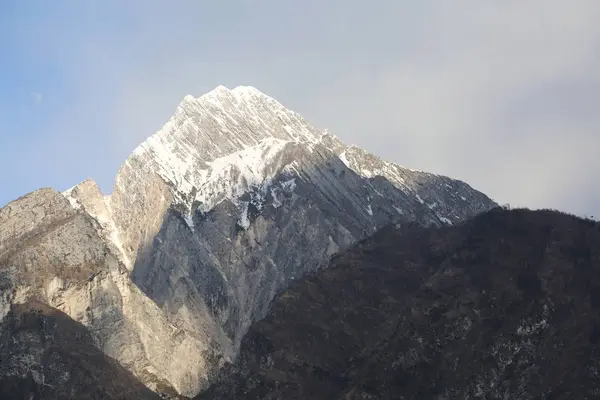 Montagne Appelée Amariana Dans Les Alpes Carniques Avec Neige — Photo