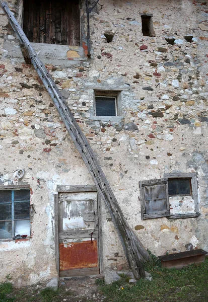 Inclined Wooden Ladder Leaning Wall Old Stable — Stock Photo, Image