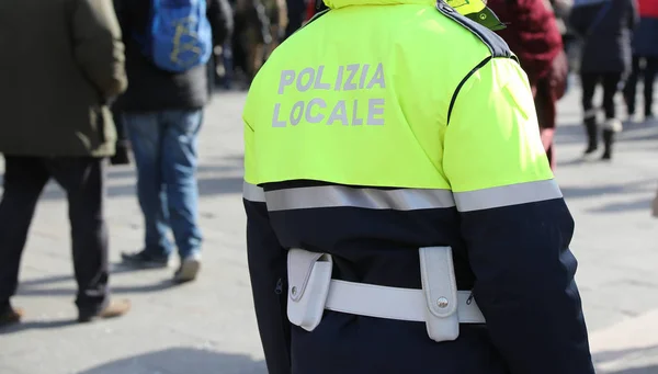 Policía Con Uniforme Texto Polizia Locale Que Meas Policía Local — Foto de Stock