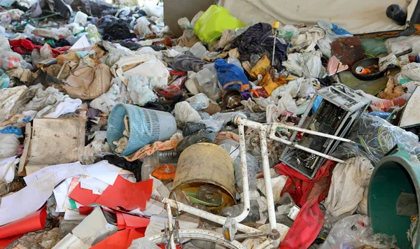 Broken Objects Homeless Shelter Dirty Rags Damaged Material — Stock Photo, Image