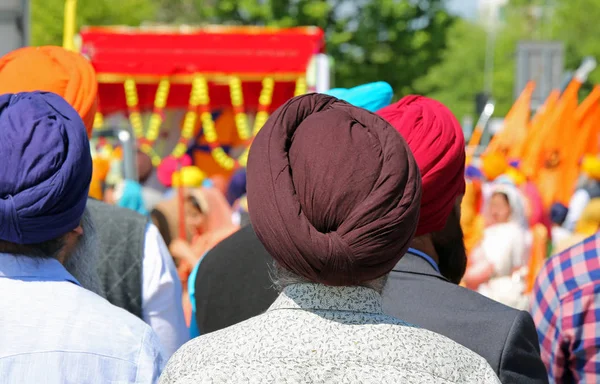 Velhos Homens Sikh Com Turbantes Cabeça Durante Uma Cerimônia Religiosa — Fotografia de Stock