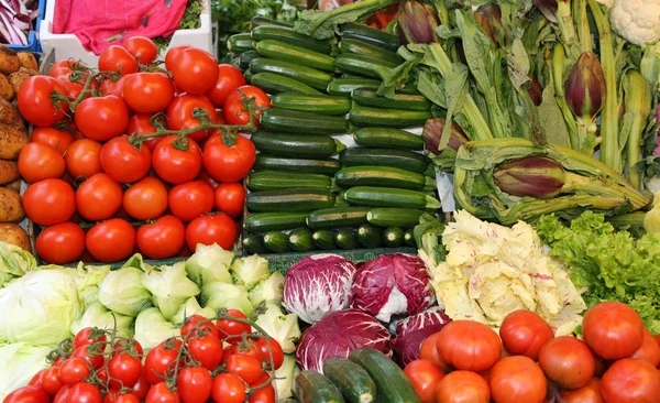 Verdure Carne Vendita Sul Mercato Italiano — Foto Stock