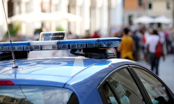 Police Car Blue Sirens Main Square City — Stock Photo, Image