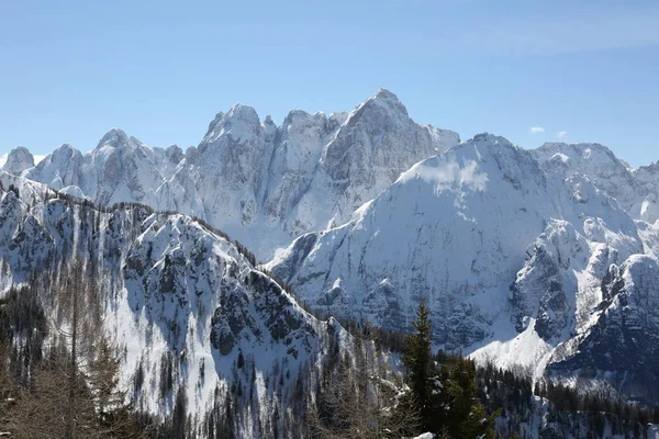 Панорама Снежных Итальянских Альп После Сильного Зимнего Снегопада — стоковое фото