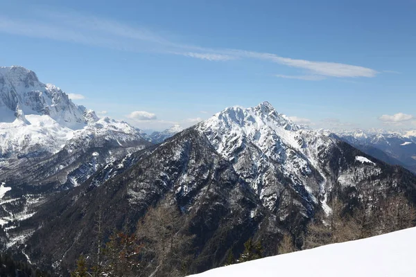 Cime Delle Alpi Carniche Italia Imbiancate Una Nevicata Invernale — Foto Stock