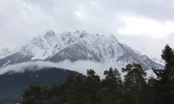 Montagnes Enneigées Dans Vallée Puster Dans Nord Italie — Photo