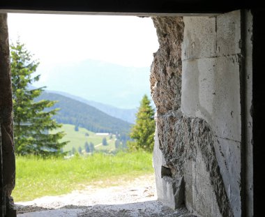 Windows kale Avusturyalı askerler tarafından Birinci Dünya Savaşı Forte Sommo Kuzey İtalya'daki Trentino bölgede adlı.