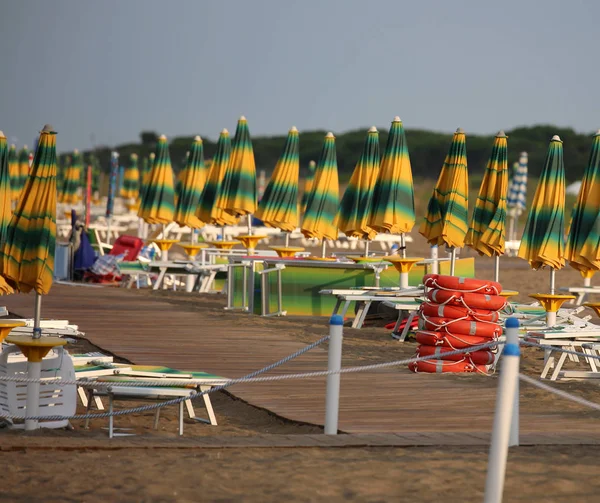 Colorful Umbrellas Closed Beach Bad Weather — Stock Photo, Image