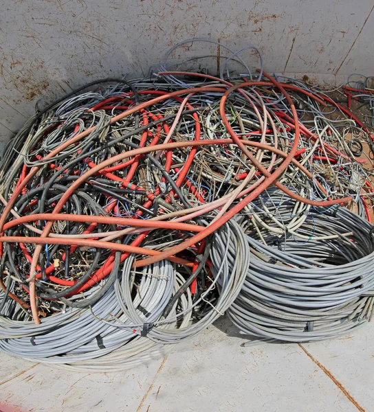 Contenedores Con Muchas Secciones Cables Eléctricos Cables Eléctricos Para Gestión — Foto de Stock