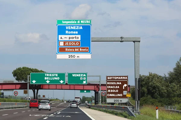 Big Road Sign Highway Directions Many Italian Cities Jesolo Venice — Stock Photo, Image