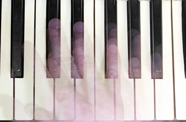Hand Move Pianist While Playing Piano Keys — Stock Photo, Image