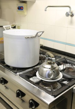 alüminyum kap bir çaydanlık endüstriyel mutfak ile