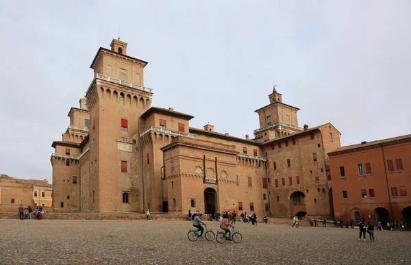 费拉拉 意大利 2018年11月3日 古老的中世纪城堡称为意大利语的埃斯特罗斯特斯 — 图库照片