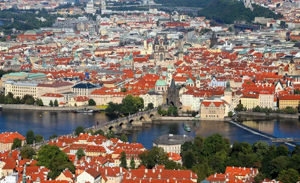 Panoramablick Auf Die Stadt Der Tschechischen Republik Mit Karlsbrücke Und — Stockfoto