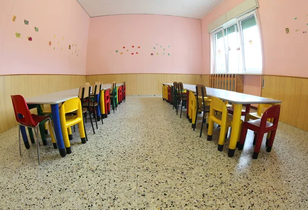 Małych Krzesła Stoły Szkółki Bez Dzieci — Zdjęcie stockowe