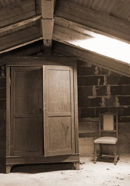 Old Wooden Wardrobe Broken Chair Attic — Stock Photo, Image