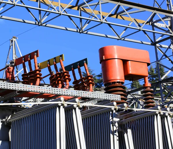 Particular Big Voltage Transformer Power Plant — Stock Photo, Image