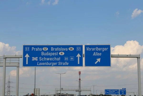 Large Highway Sign Border Slovakia Czech Repoublic Directions Budapest Praha — Stock Photo, Image