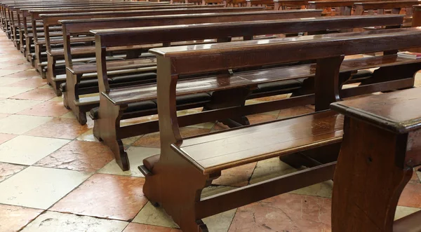 Many Empty Wooden Church Pew Bench Kneeler Christian Church — Stock Photo, Image