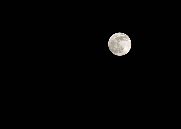 Bulan Purnama Besar Dengan Kawah Permukaan Dengan Langit Hitam Tanpa — Stok Foto