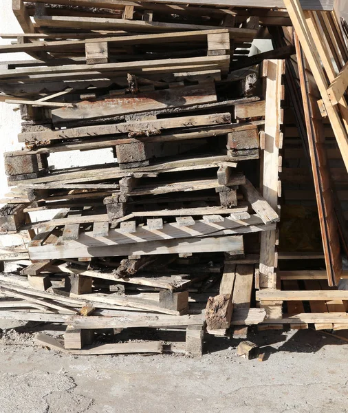 Abandoned Wooden Boards Old Pallets Used Transport Goods — Stock Photo, Image