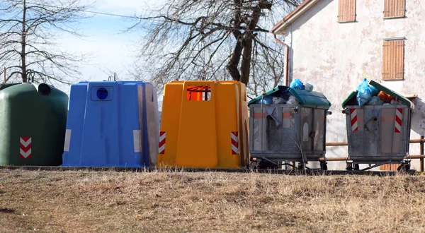 Five Large Rubbish Bins Municipal Solid Waste Separate Collection Recyclable — Stock Photo, Image