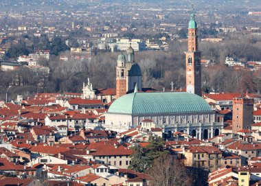 Vicenza Palladio kenti olarak da adlandırılan 1994 yılından bu yana Unesco Dünya Miras Alanı listelenen