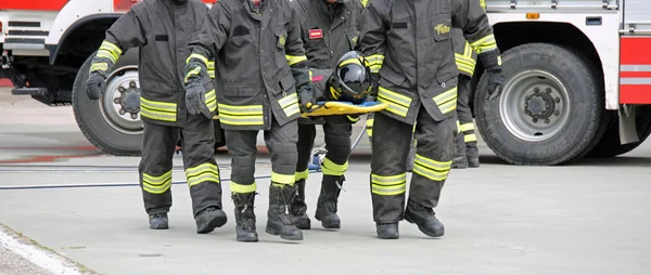 Rome Italy May 2018 Corpsmen Transport Injured Stretcher Practical Rescue — Stock Photo, Image