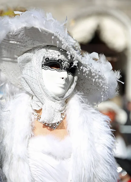 Venezia Italy February 2018 White Mask Carnival Saint Mark Square — Stock Photo, Image