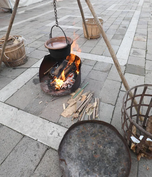 Outdoor Camp Historical Enactment Bonfires Old Copper Cauldron Full Boiling — Stock Photo, Image