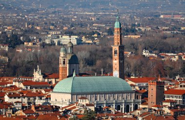 Palladian Bazilikası, Vicenza Palladio kenti olarak da adlandırılan bir Unesco Dünya Miras Alanı 1994 yılından bu yana Kuzey İtalya'listelenen yapılmış