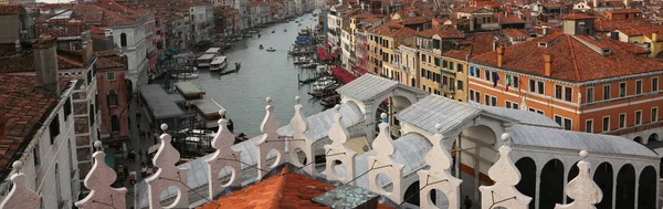 Top View Ancient Rialto Bridge More Buildings Venice — Stock Photo, Image